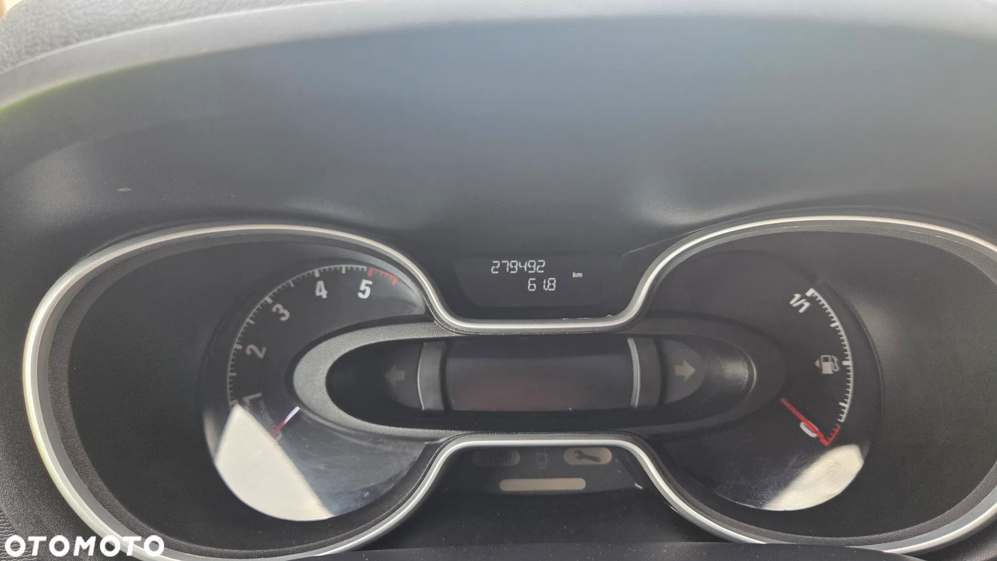 Opel Vivaro - 10