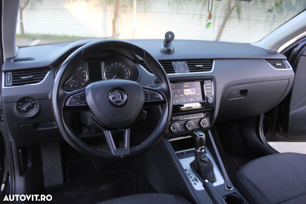 Skoda Octavia 2.0 TDI 4X4 ELEGANCE DSG - 14