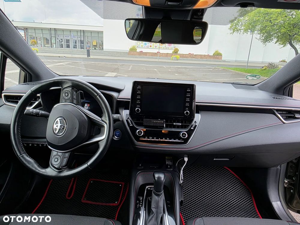 Toyota Corolla 2.0 Hybrid Executive - 16