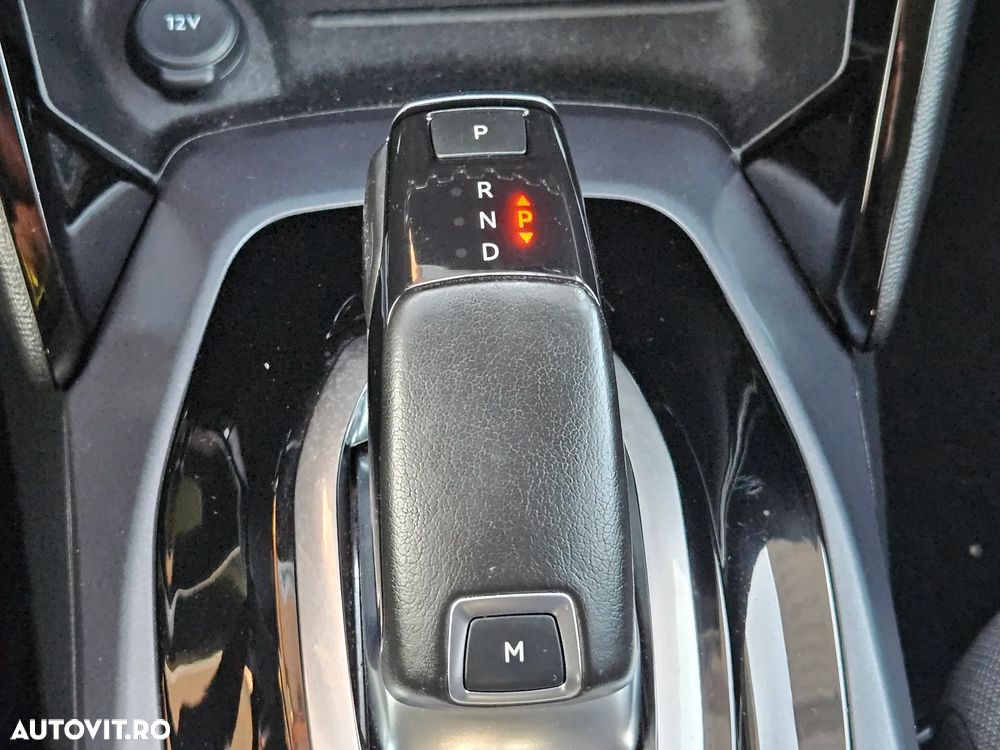 Peugeot 2008 1.5 BlueHDI EAT8 STT Allure Pack - 10