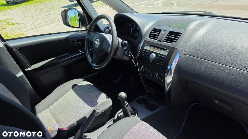 Fiat Sedici 1.6 16V 4x2 Easy - 5