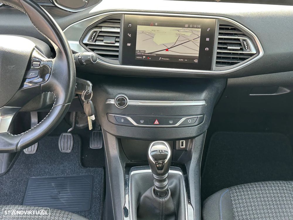 Peugeot 308 SW 1.5 BlueHDi Style - 19