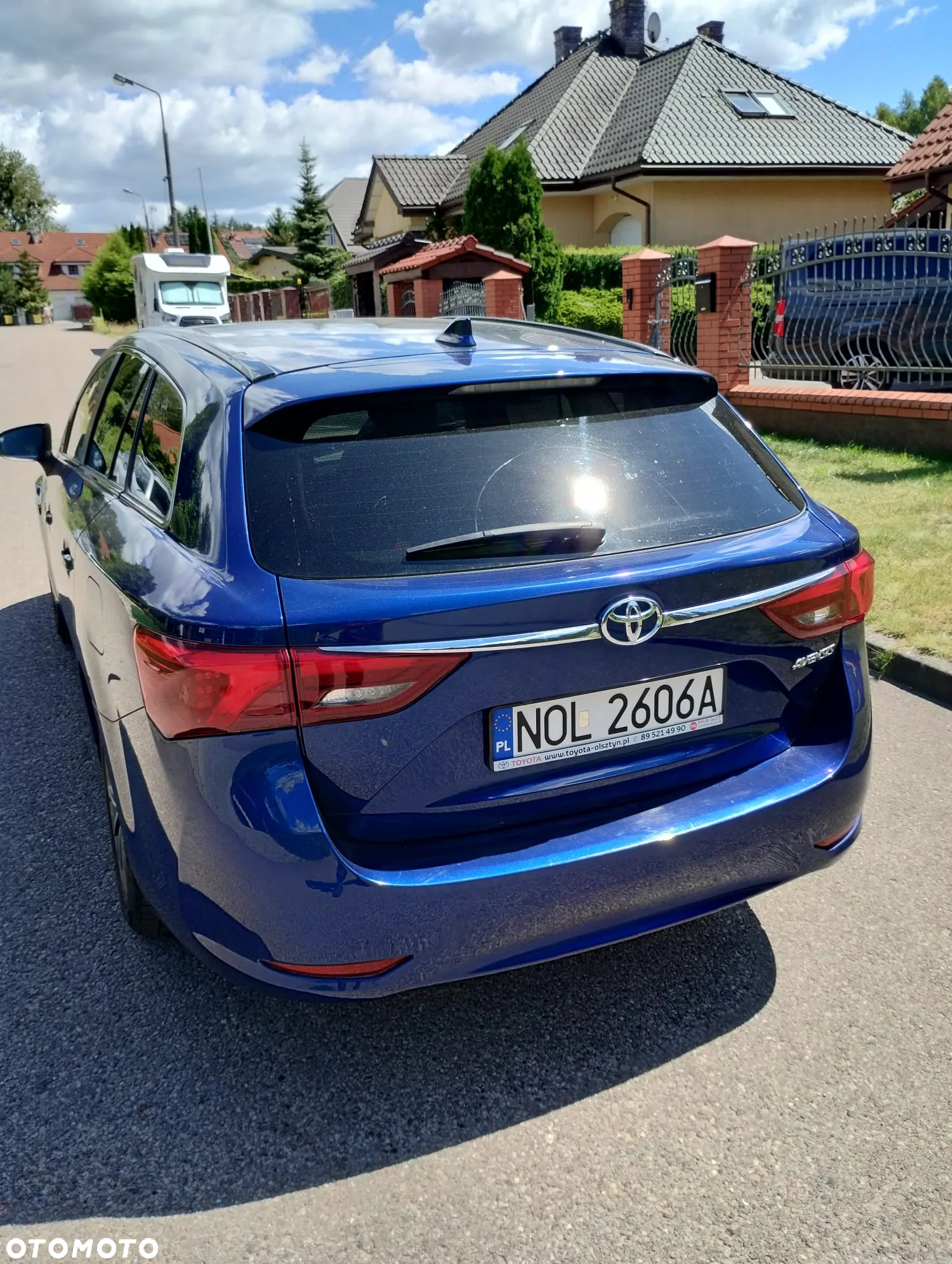 Toyota Avensis 2.0 Premium MS - 2