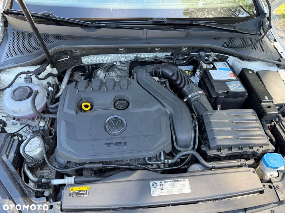 Volkswagen Golf 1.5 TSI BMT Comfortline - 8