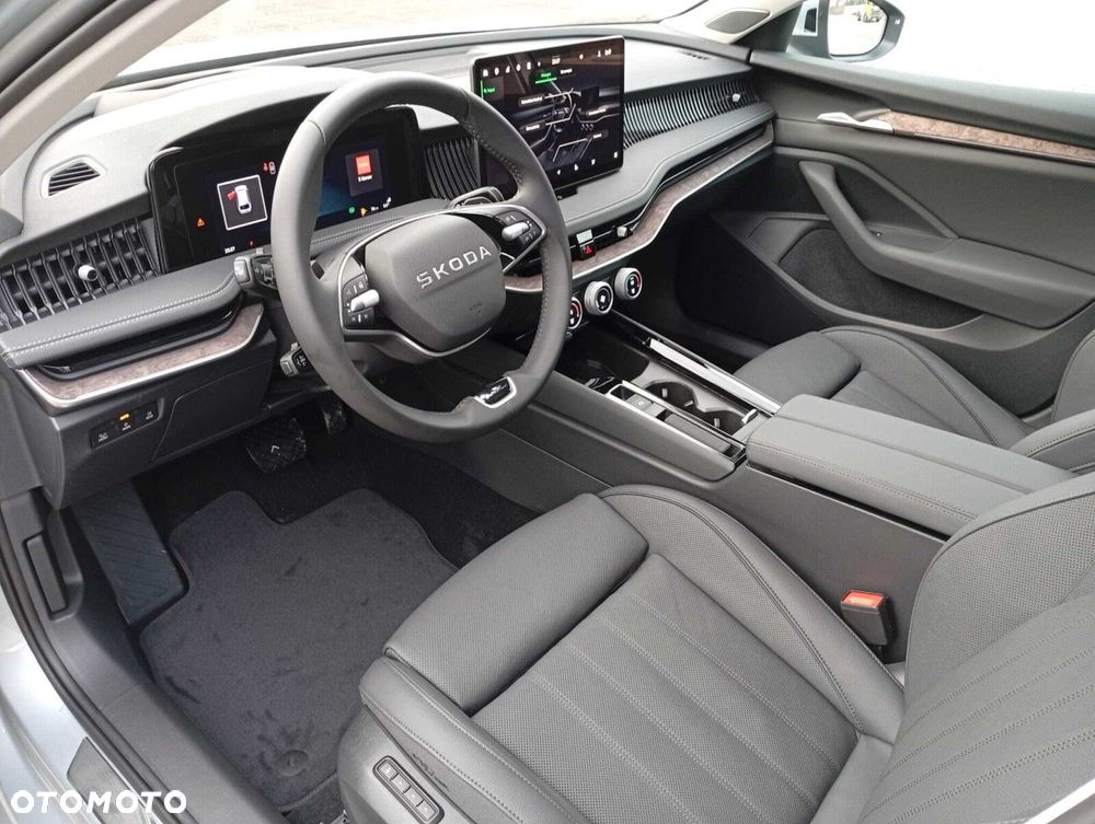 Skoda Superb 2.0 TSI 4x4 L&K DSG - 11