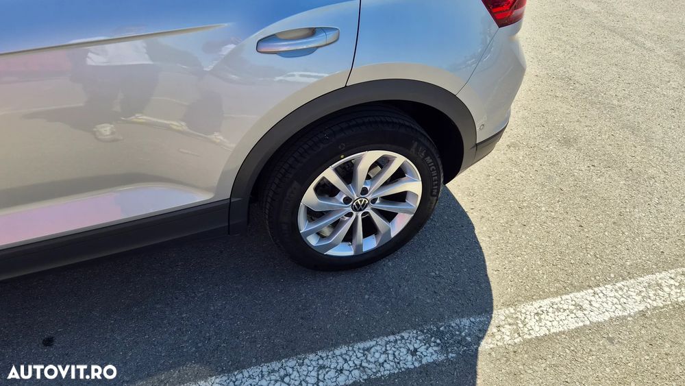 Volkswagen T-Roc 1.5 TSI DSG Life - 21
