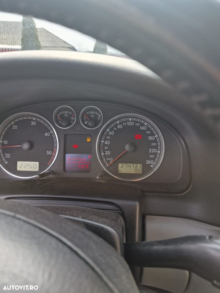 Volkswagen Passat 2.0 Comfortline - 5