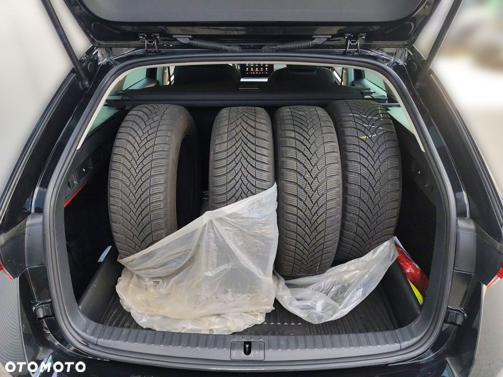 Skoda Octavia 2.0 TDI Ambition DSG - 18