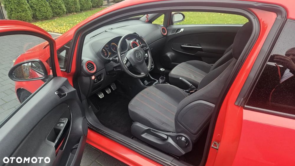 Opel Corsa 1.4 16V Sport - 14