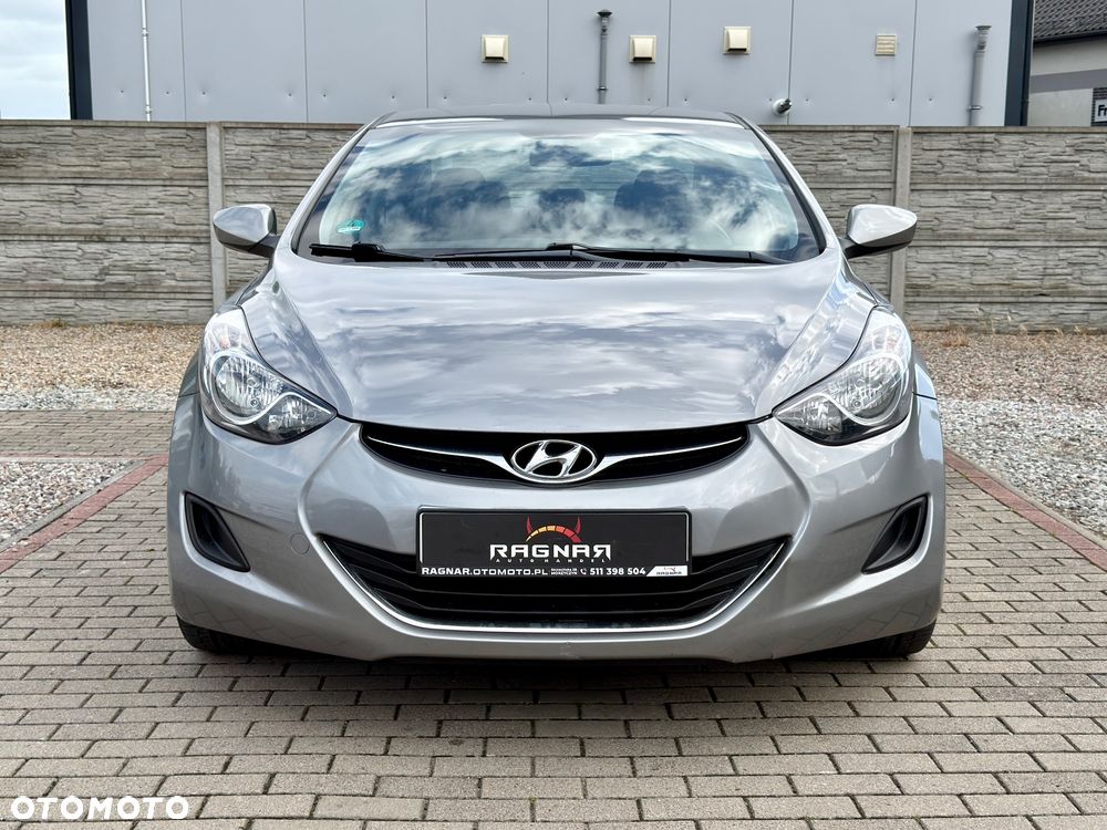 Hyundai Elantra 1.6 Style - 3