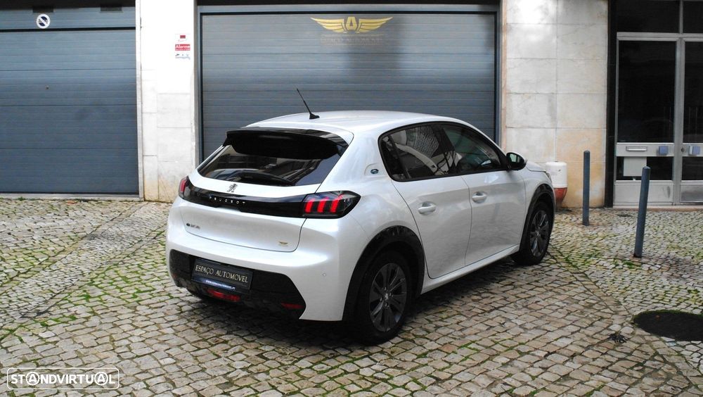 Peugeot e-208 50 kWh Active - 12