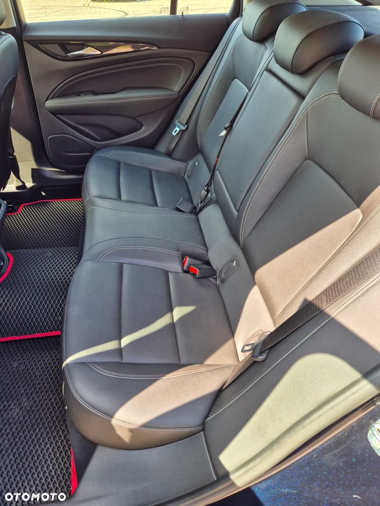 Opel Insignia 1.5 T Innovation S&S - 7