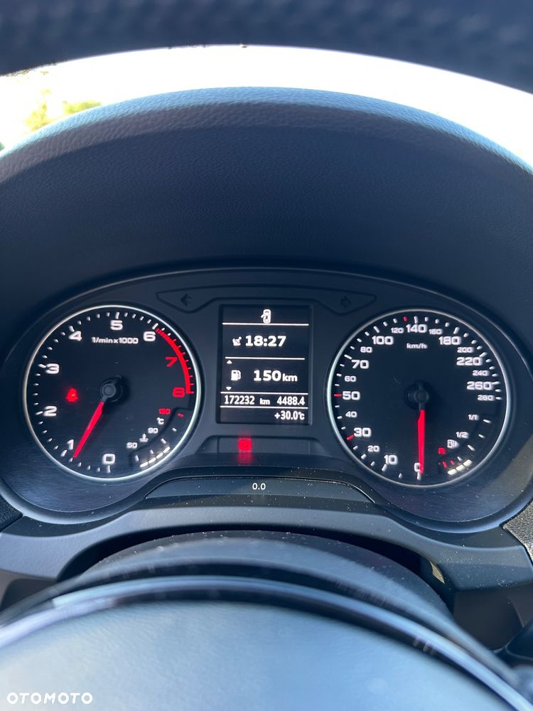 Audi A3 Sportback 1.4 TFSI Ambiente - 12