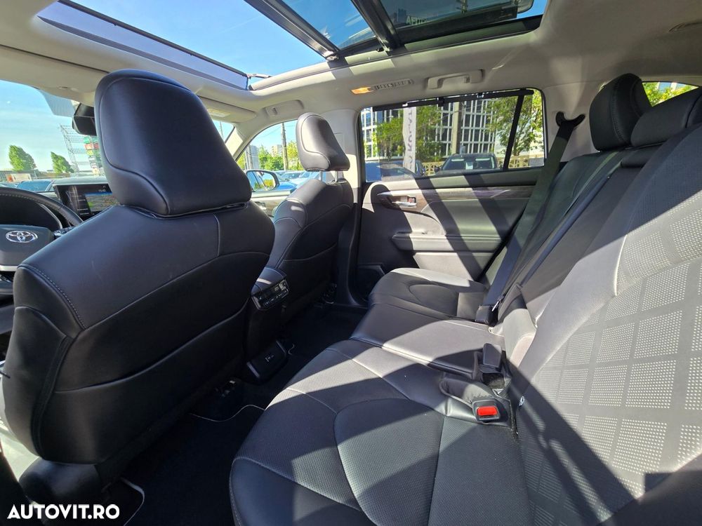 Toyota Highlander - 4