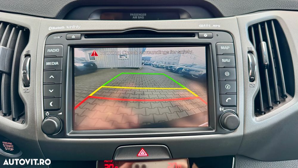 Kia Sportage 2.0 CRDI 2WD Spirit - 11