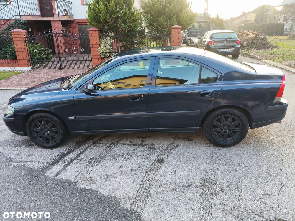 Volvo S60 2.4 Momentum - 26