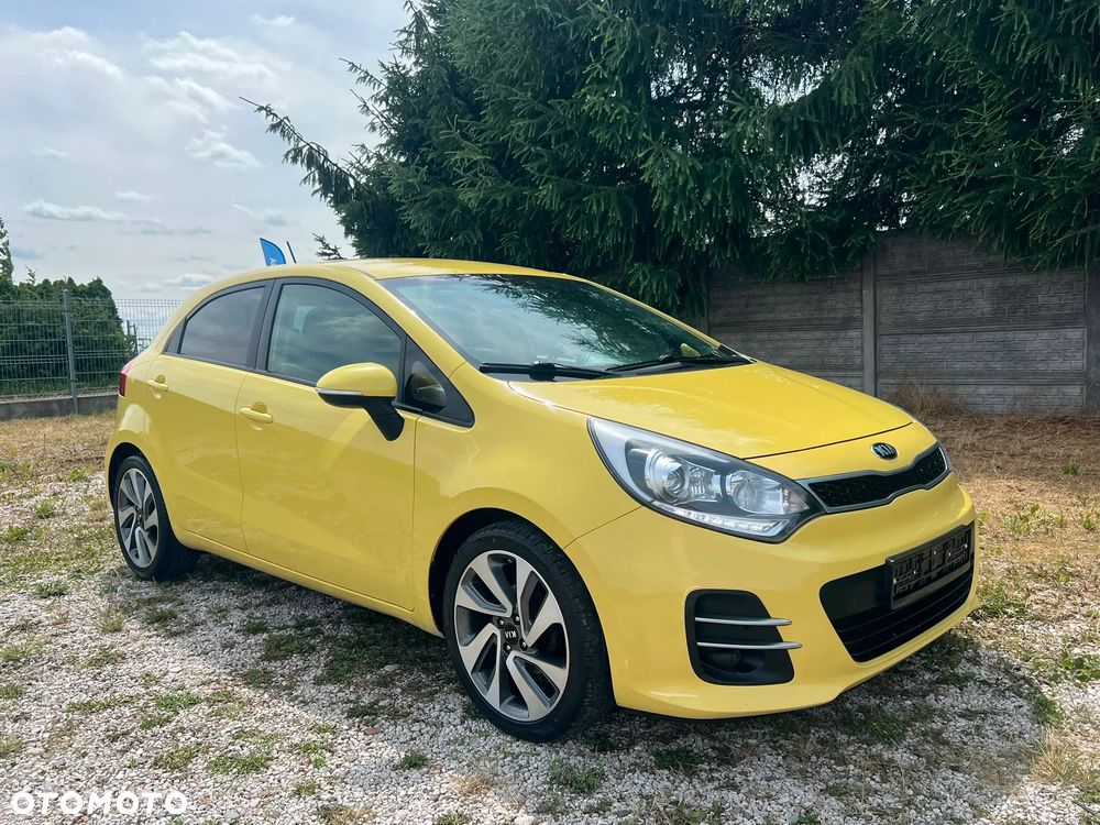 Kia Rio 1.2 Dream Team Edition - 38