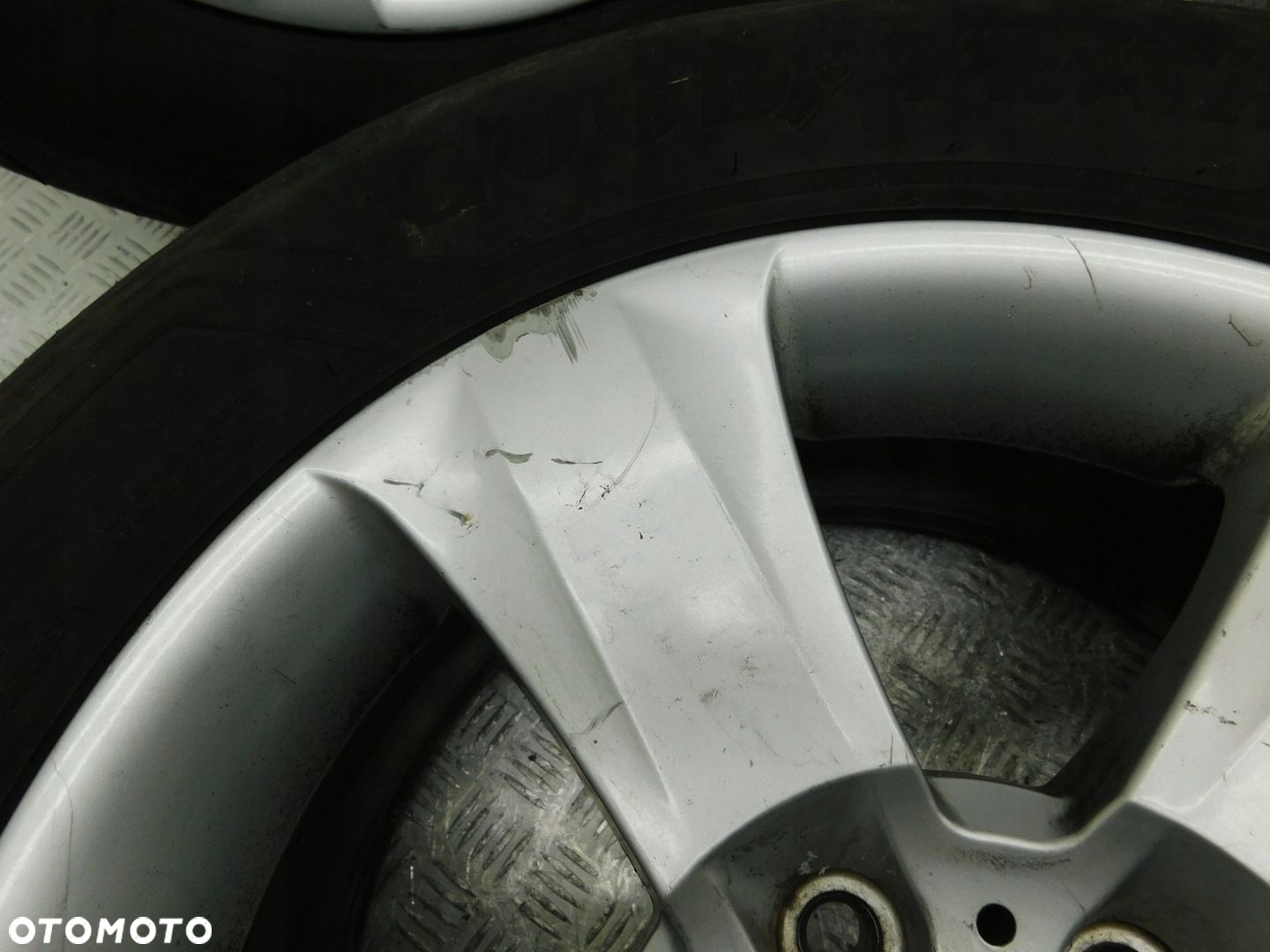 FELGI ALUMINIOWE KOŁA 5x120 8J x 18 235/60 R18 GOODYEAR - BMW X3 E83 - 13