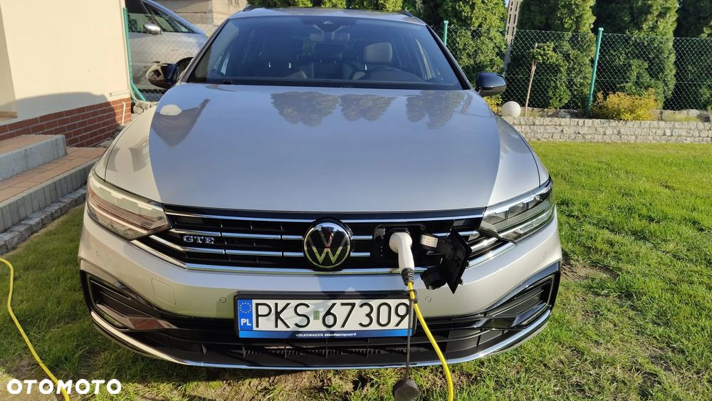 Volkswagen Passat ver-variant-1-4-tsi-plug--in--hybrid-dsg-gte - 9