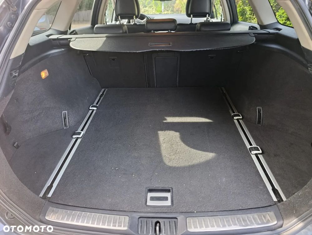 Toyota Avensis 2.0 D-4D Premium - 18