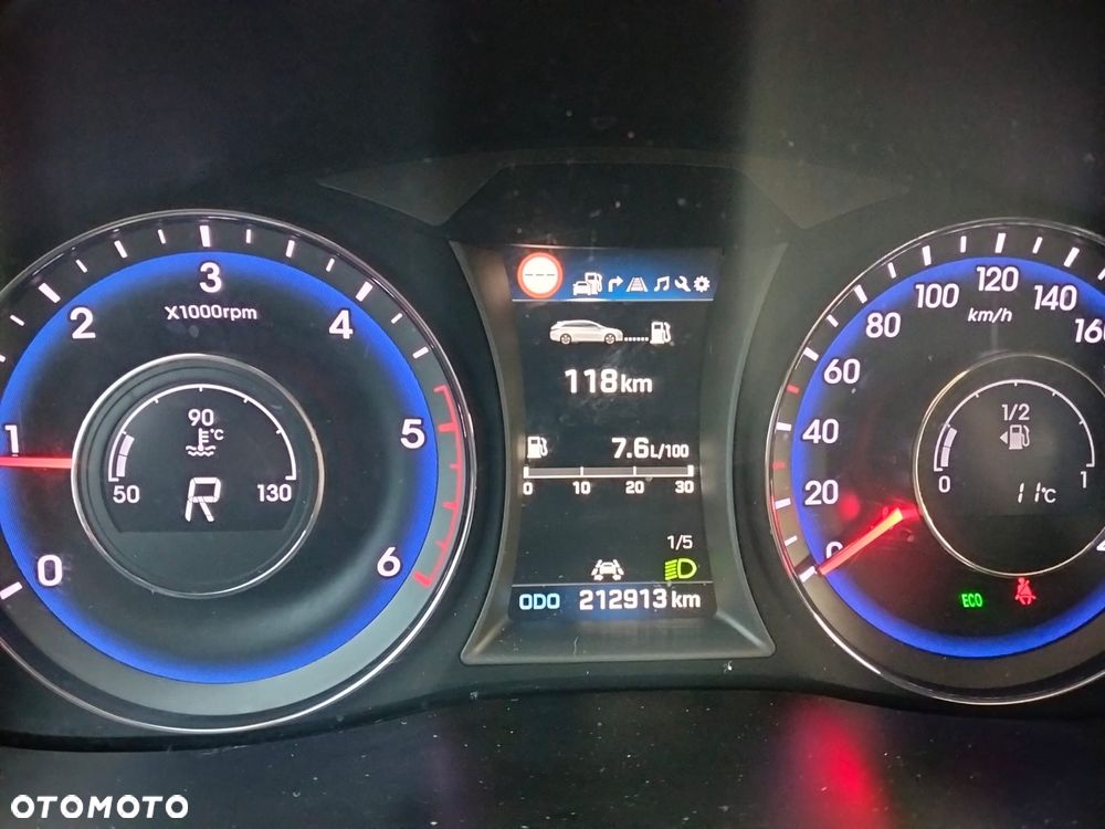 Hyundai i40 1.6 CRDi Premium DCT - 39