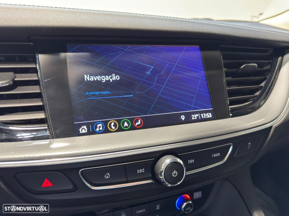 Opel Insignia Grand Sport 1.6 CDTi Business Edition — fotografia 23