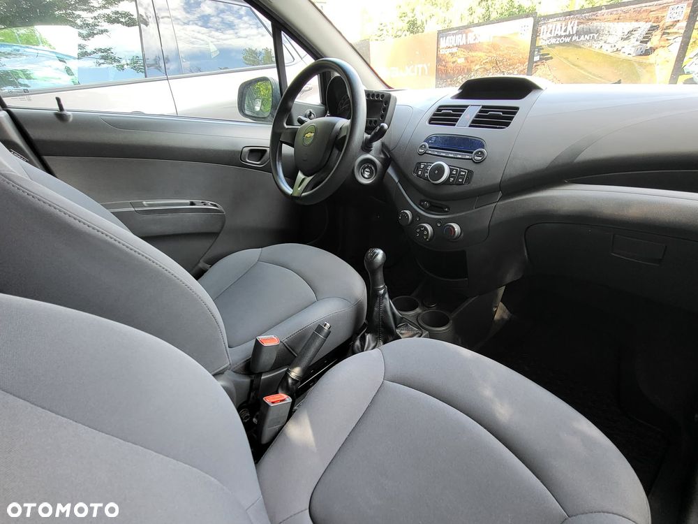 Chevrolet Spark 1.0 Base+ - 8