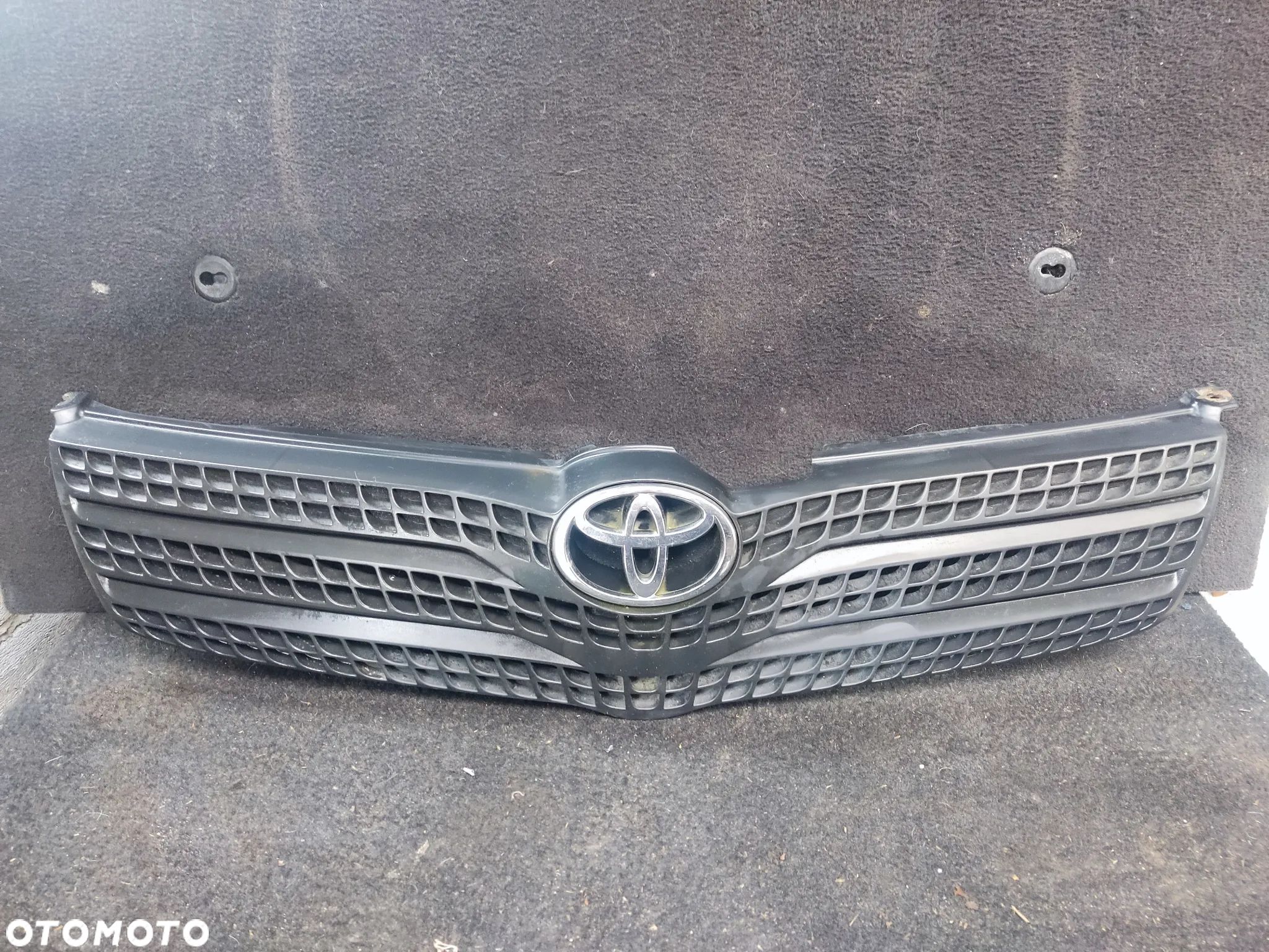 TOYOTA COROLLA VERSO ATRAPA GRILL 53111-13240 - 1