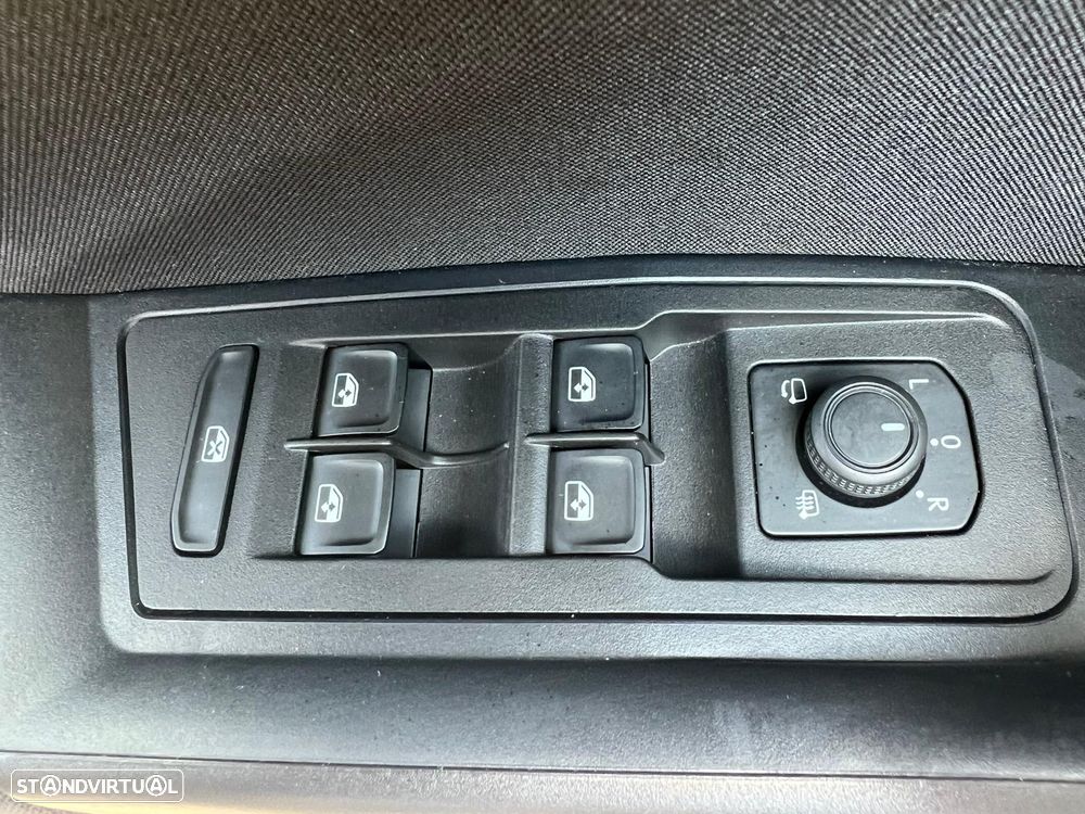 VW T-Roc 1.0 TSI Life - 12