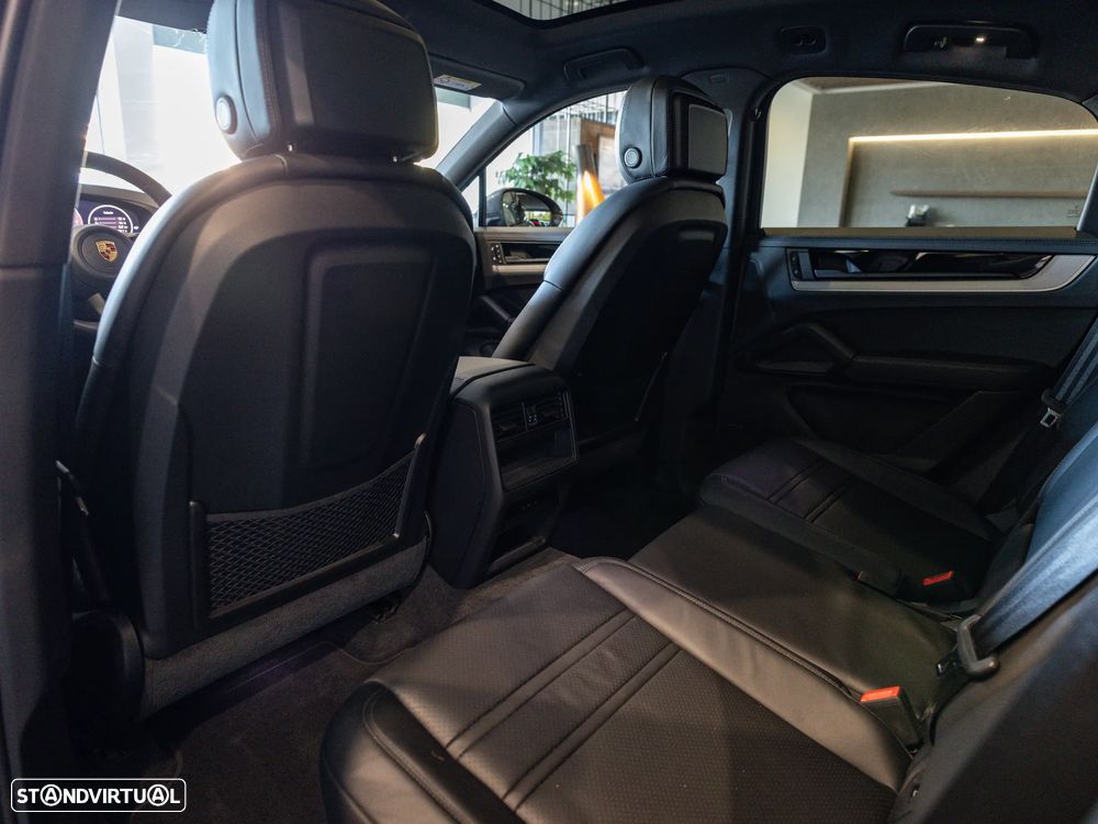 Porsche Cayenne Coupé E-Hybrid Tiptronic S - 34