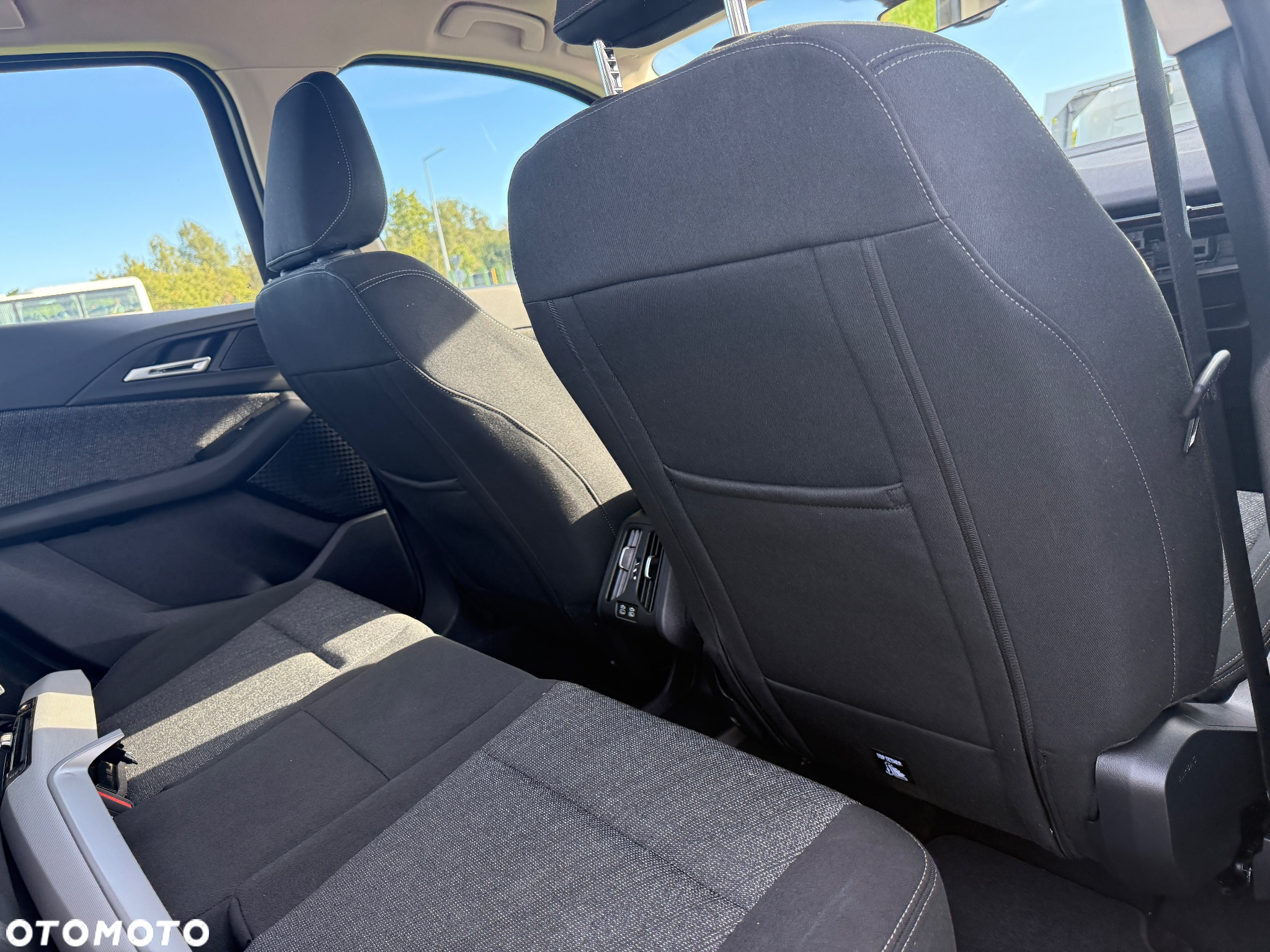 BMW Seria 2 218d Active Tourer - 21
