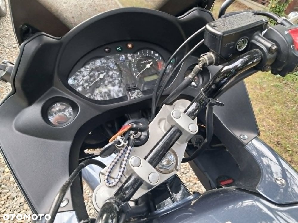 Honda CBF - 23
