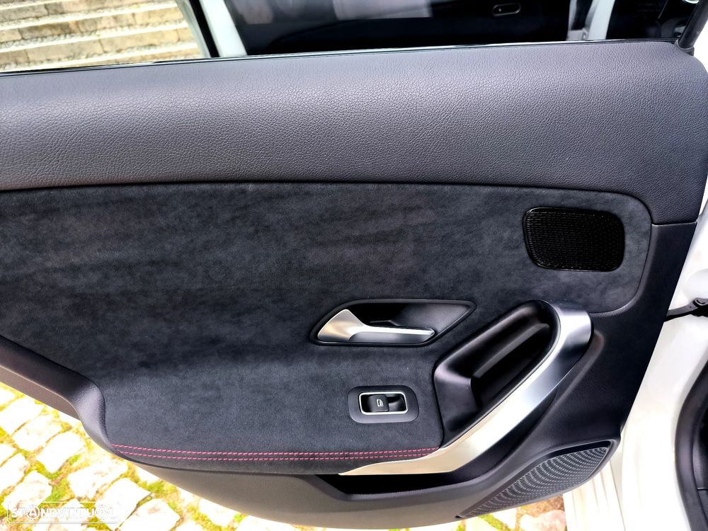 Mercedes-Benz A 250 e AMG Line - 8