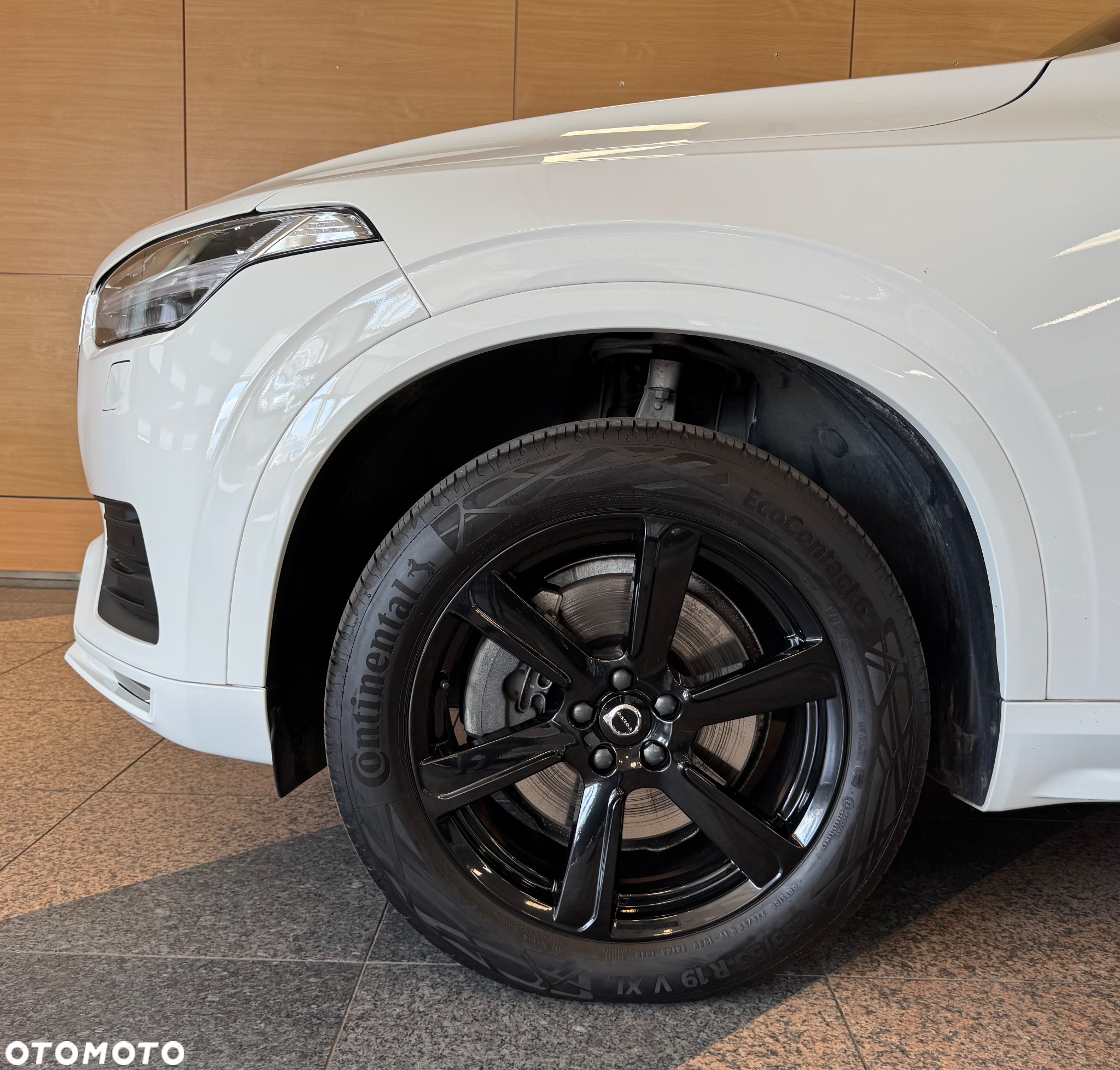 Volvo XC 90 - 8