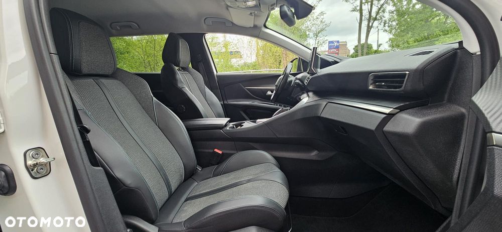 Peugeot 5008 BlueHDi 130 EAT8 Allure Pack - 22