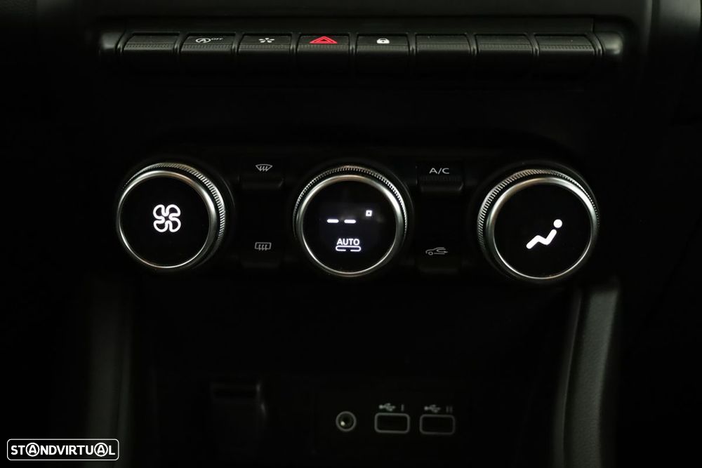 Renault Captur 1.0 TCe Techno - 13