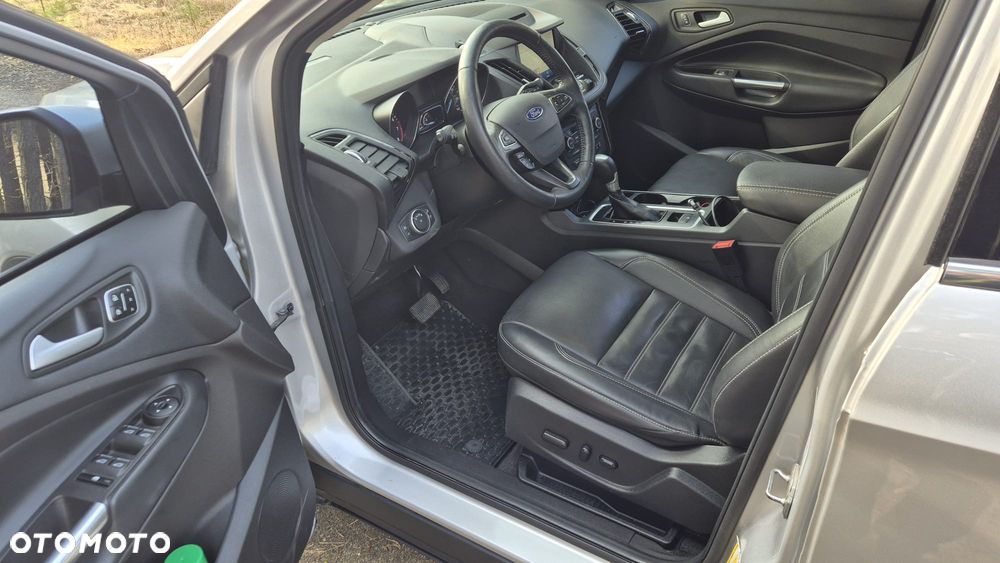 Ford Escape 2.0 EcoBoost AWD Titanium - 10