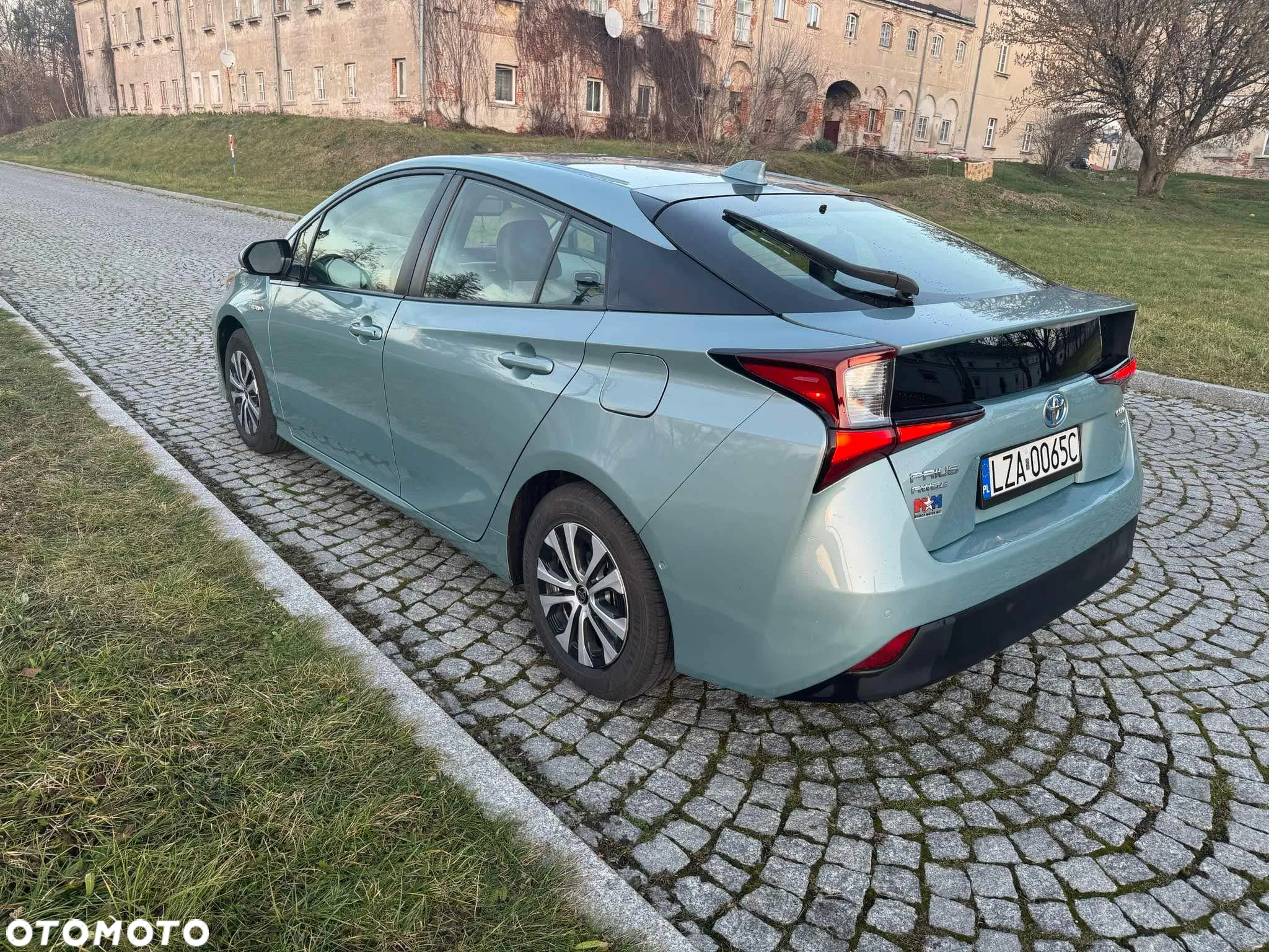Toyota Prius 1.8 Hybrid Prestige - 10