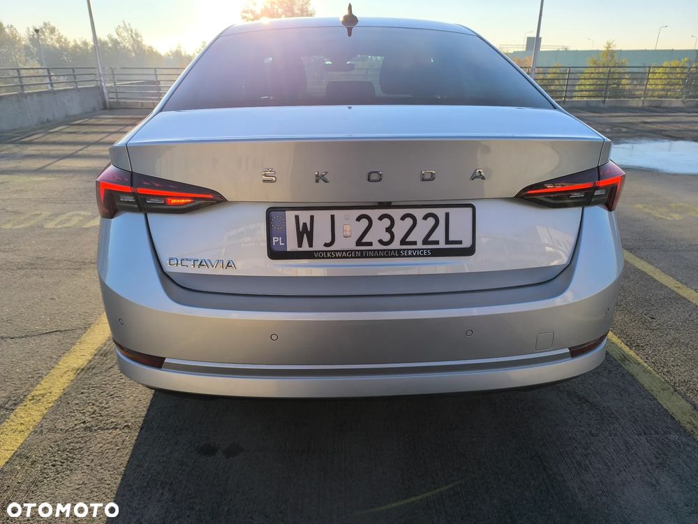 Skoda Octavia 1.5 TSI ACT Style - 8