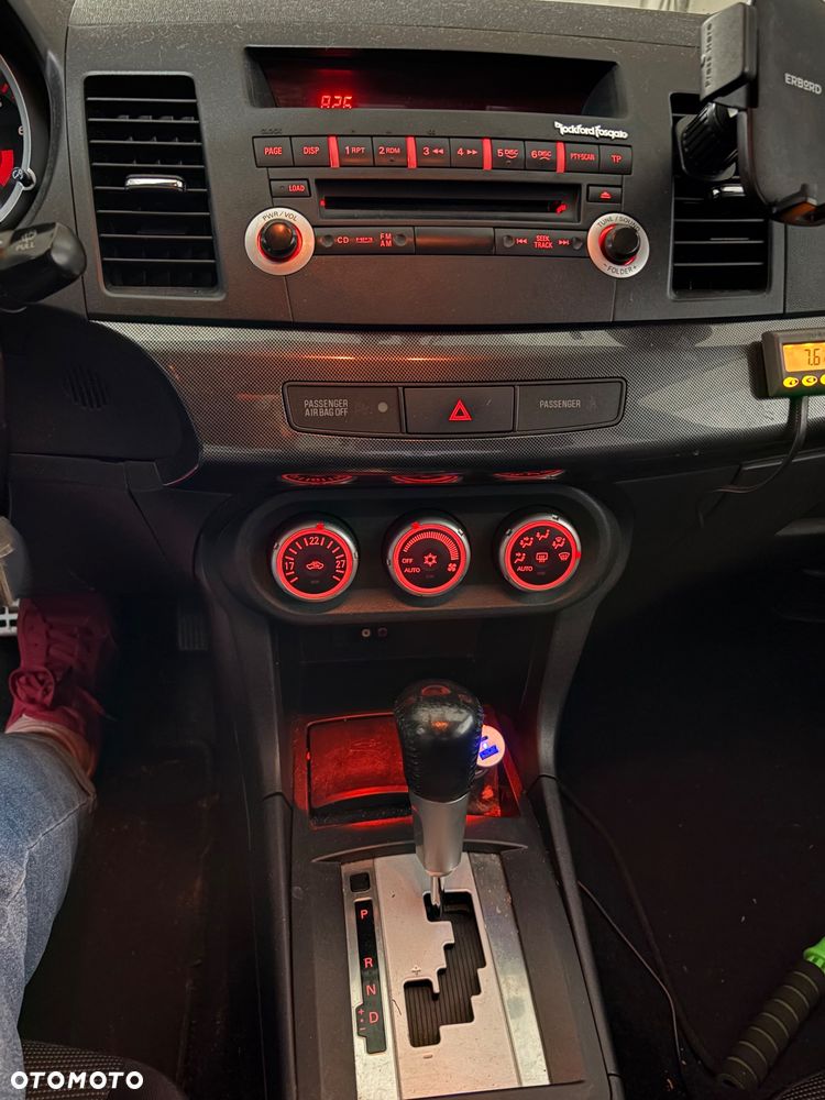 Mitsubishi Lancer 1.8 Invite CVT - 14