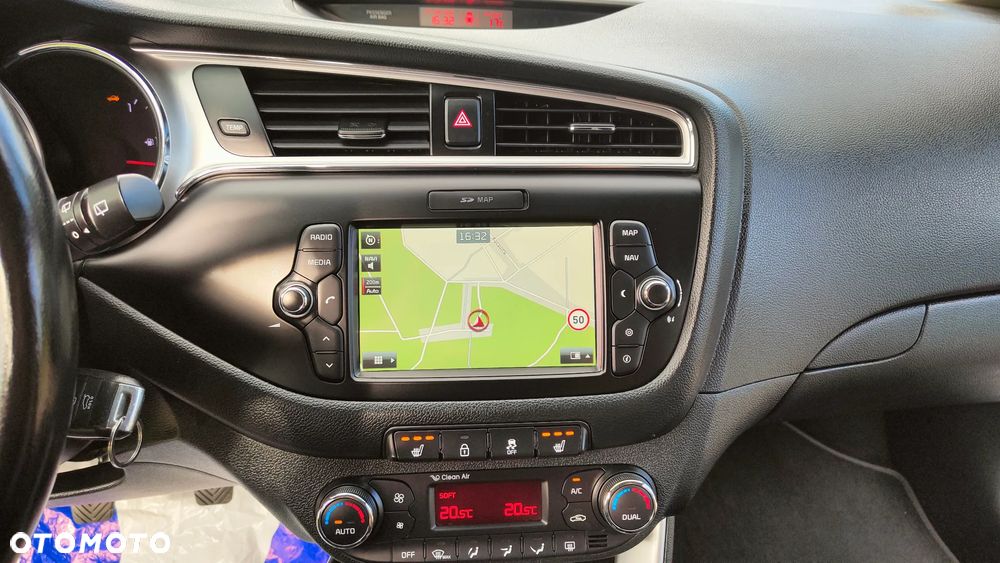 Kia Ceed 1.6 GDI Business Line - 33