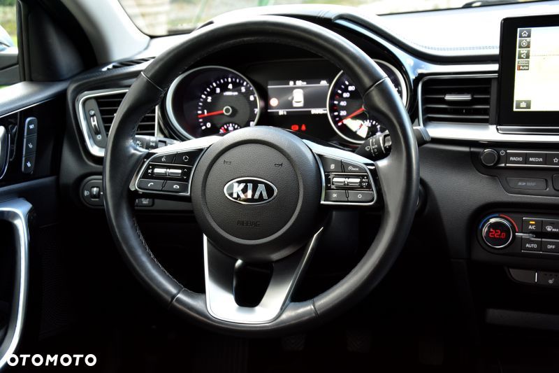 Kia Ceed 1.4 T-GDI L Business Line Plus - 38