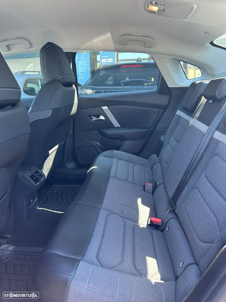 Citroën C4 X 1.2 PureTech Feel Pack EAT8 - 17