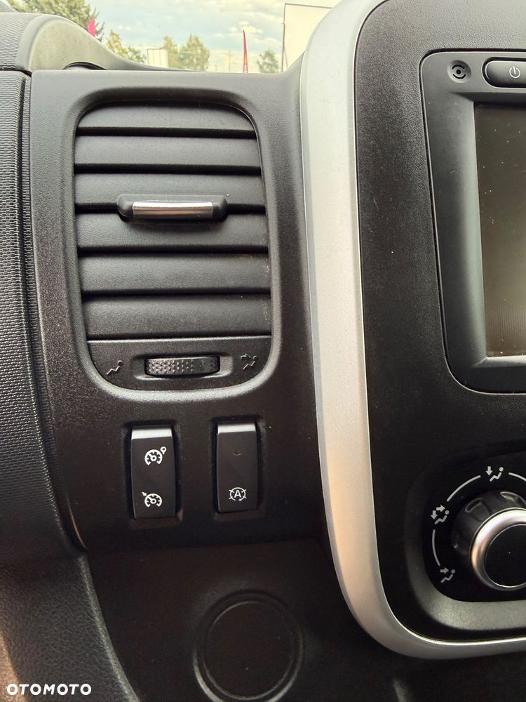 Renault Trafic - 33