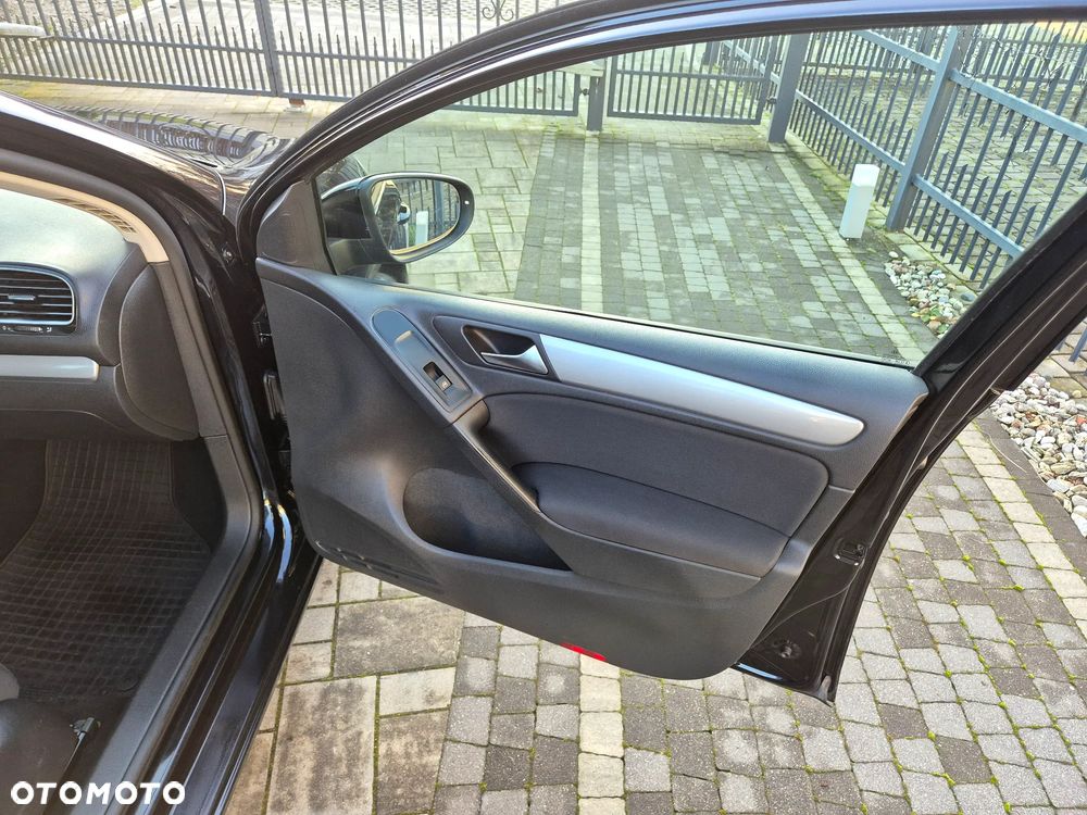 Volkswagen Golf 1.4 Edition - 28