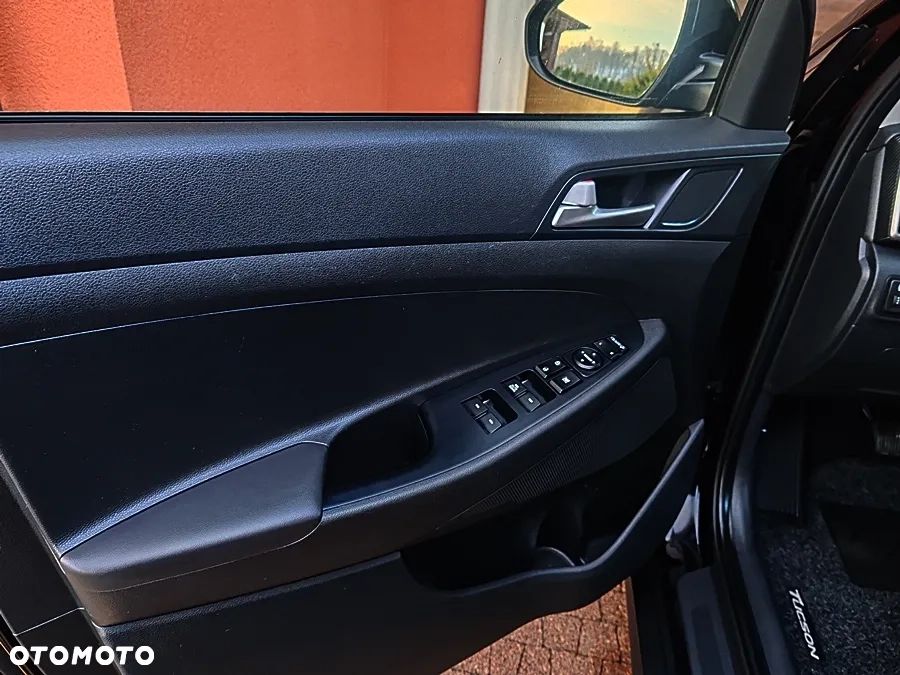 Hyundai Tucson 1.6 GDi 2WD Select - 29