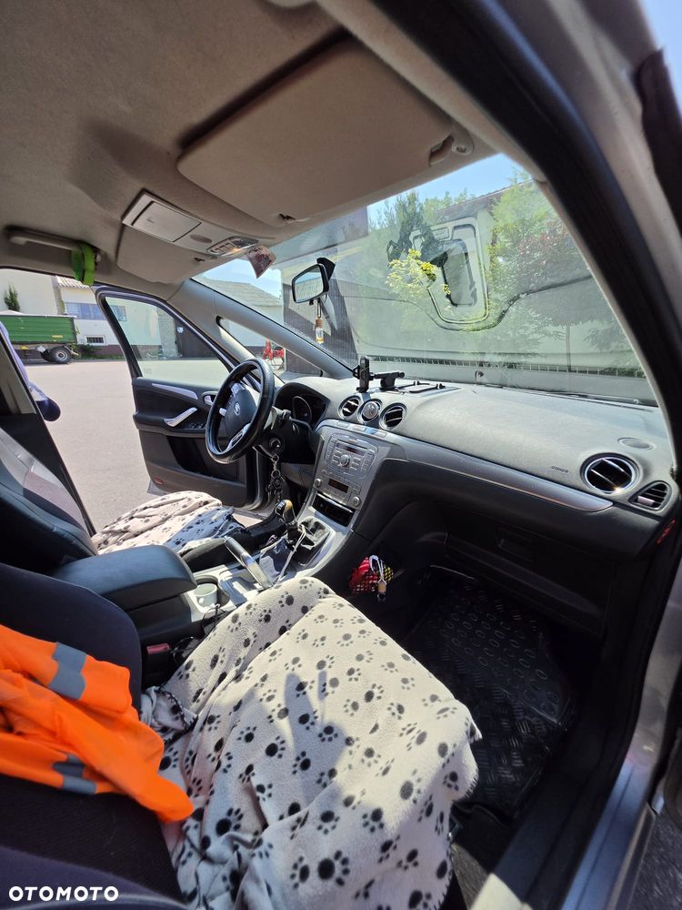 Ford S-Max 2.0 Titanium - 12