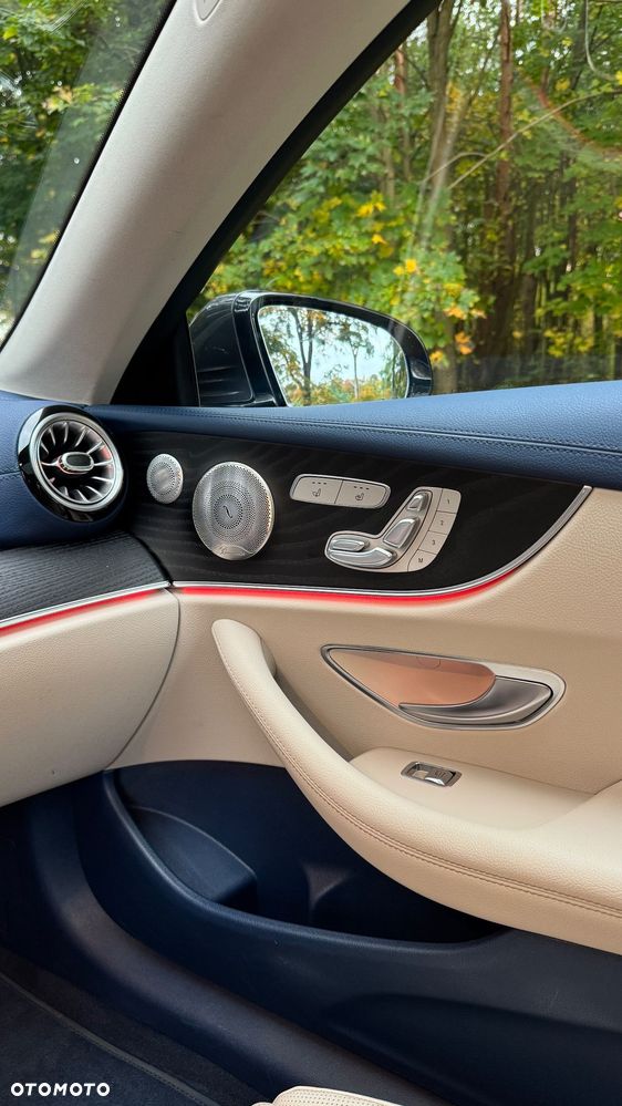 Mercedes-Benz Klasa E 220 d Coupe 4-Matic Avantgarde - 20