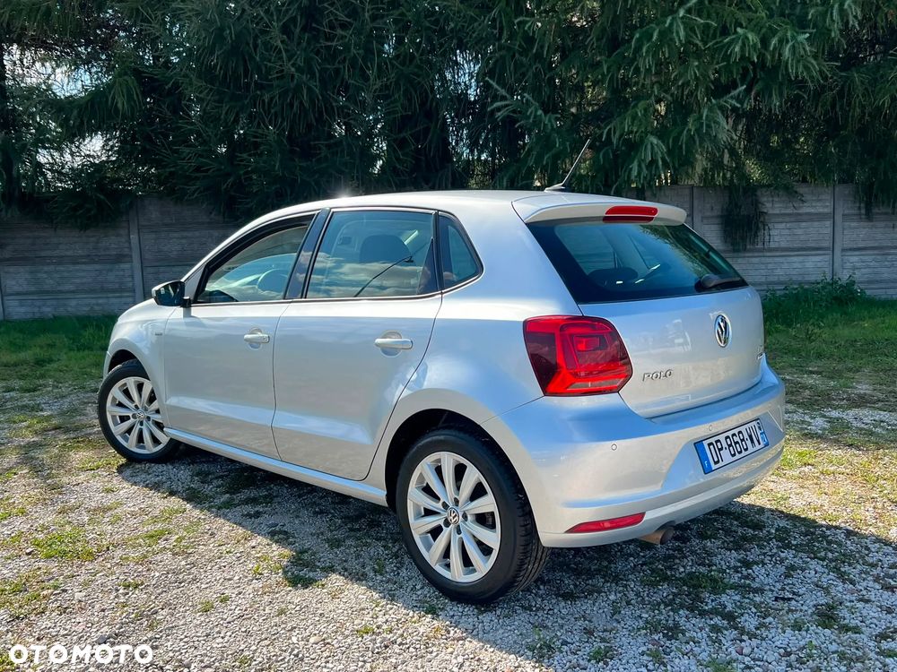 Volkswagen Polo 1.4 TDI Blue Motion Technology Lounge - 6