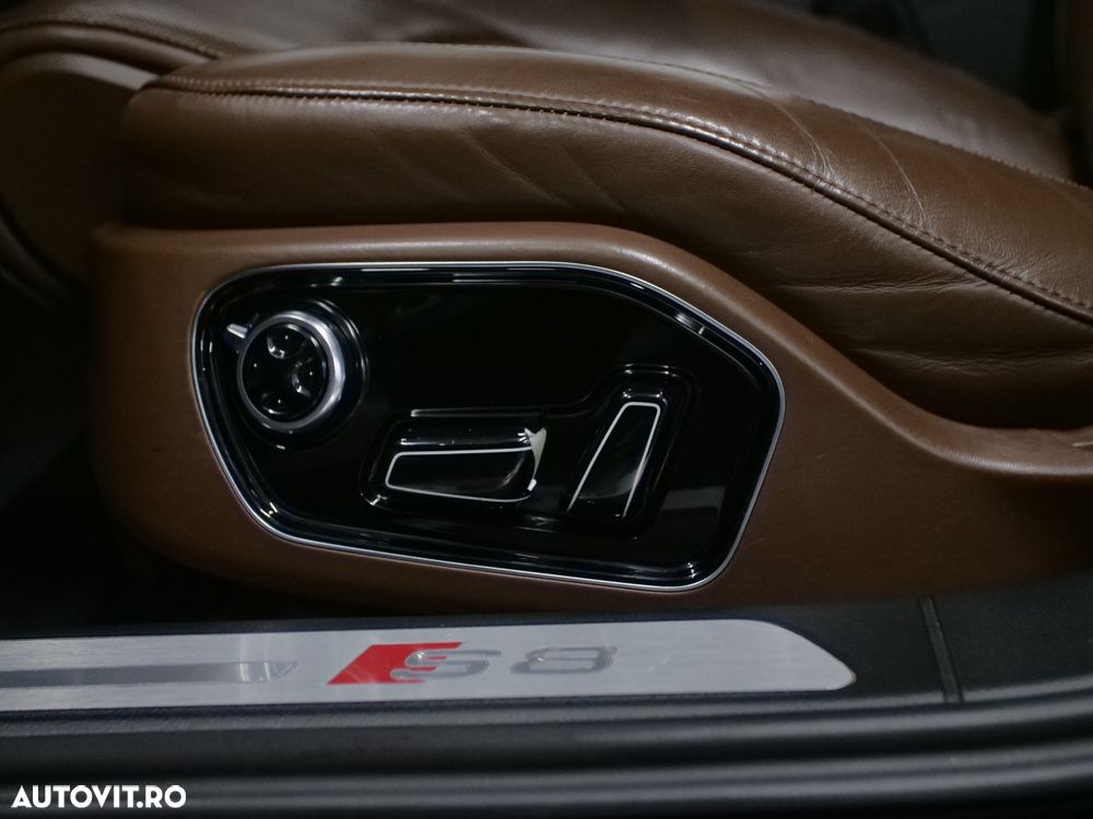 Audi S8 4.0 TFSI quattro Tiptronic - 14